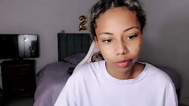Snapshot of linda_brown_ chatting on May 26, 12:14 pm linda brown online show from May 26, 12:14 pm