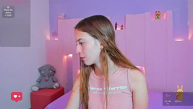 emilywilliis online show from April 7, 11:45 am