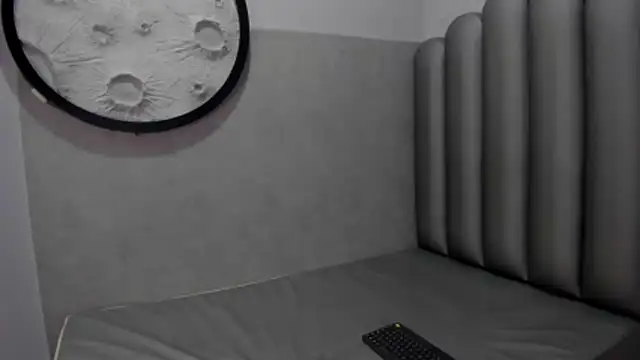 Luna  02 online show from February 23, 11:55 am