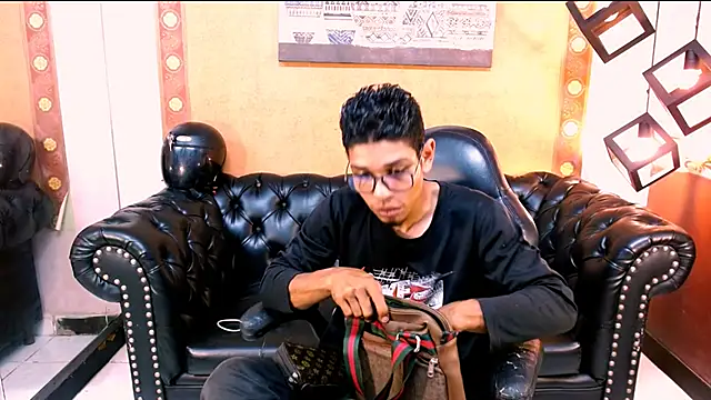 Jeik Lorens online show from January 14, 8:23 pm