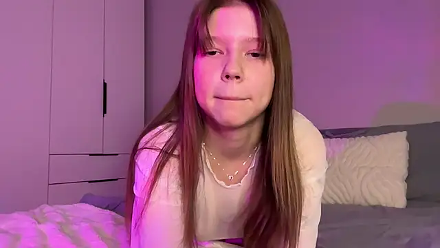 Snapshot of karalinhks chatting on March 1, 4:07 pm karalinhks online show from March 1, 4:07 pm