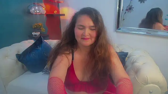 Snapshot of elena_milf1 chatting on January 10, 5:30 pm elena milf1 online show from January 10, 5:30 pm