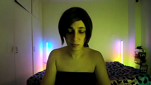 HoneyValentine online show from April 2, 8:48 pm