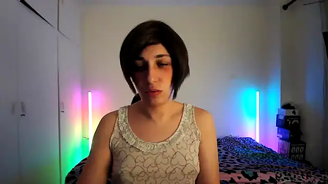 HoneyValentine online show from April 10, 4:14 pm