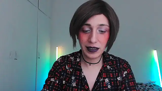 Snapshot of HoneyValentine chatting on February 26, 8:42 pm HoneyValentine online show from February 26, 8:42 pm