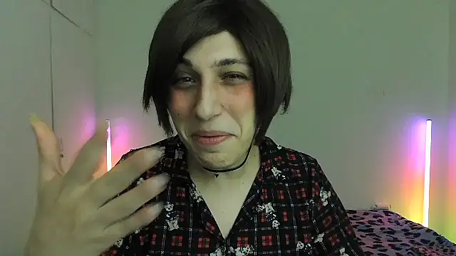 Snapshot of HoneyValentine chatting on March 1, 11:27 pm HoneyValentine online show from March 1, 11:27 pm