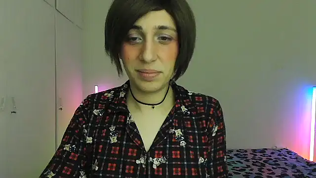 Snapshot of HoneyValentine chatting on February 27, 8:19 pm HoneyValentine online show from February 27, 8:19 pm