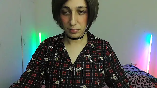 Snapshot of HoneyValentine chatting on February 20, 7:49 pm HoneyValentine online show from February 20, 7:49 pm