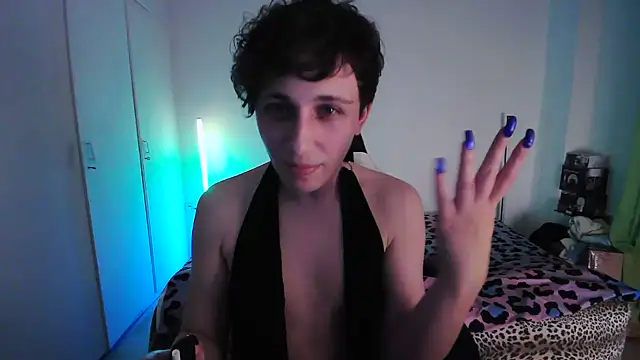 HoneyValentine online show from June 4, 7:51 pm