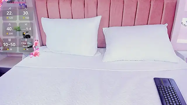 Katteyes   online show from April 13, 12:53 pm