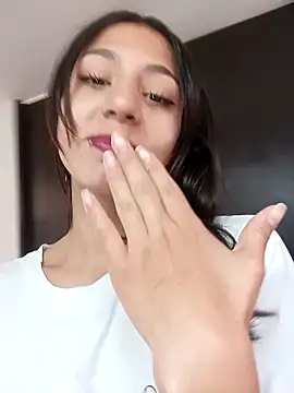 Katteyes   online show from February 21, 6:43 pm