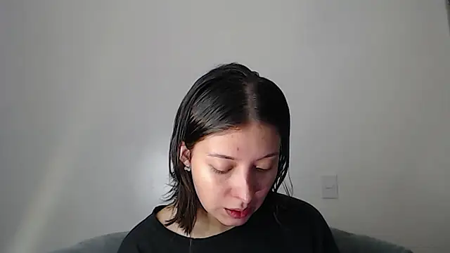 -Ivonnys online show from February 9, 10:41 pm