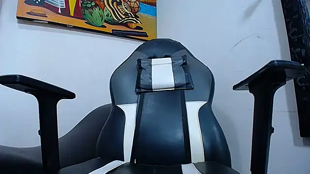 michell hot29 online show from February 16, 11:35 pm