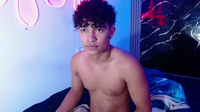 jamescurly00 online show from February 28, 11:21 am