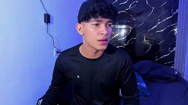 jamescurly00 online show from February 8, 5:16 am