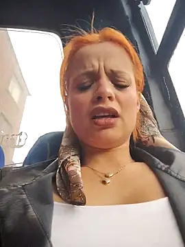 Cataleya 16 online show from April 17, 7:06 pm