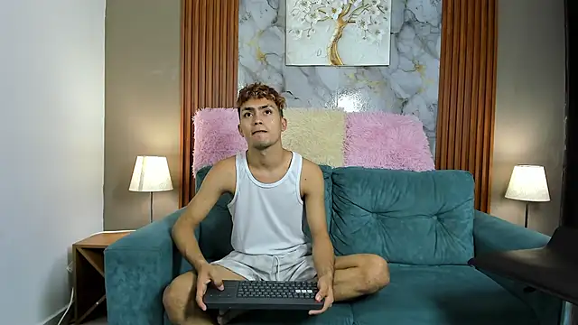 AVENGER BOYS2026 online show from February 23, 7:36 pm