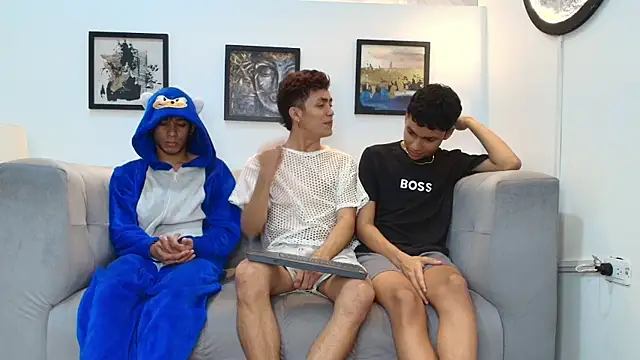 AVENGER BOYS2026 online show from January 12, 1:45 am