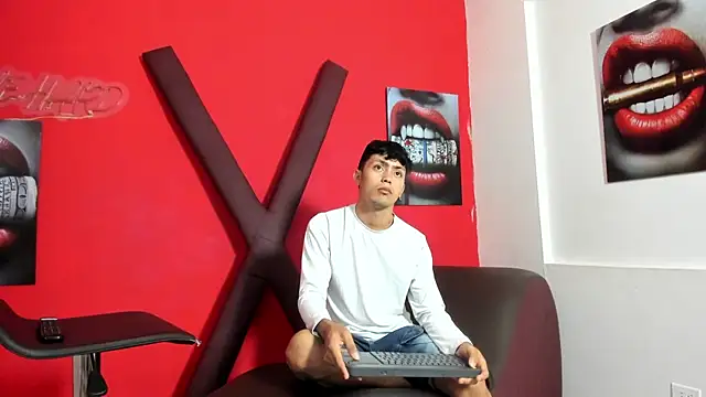 AVENGER BOYS2026 online show from May 21, 7:22 pm