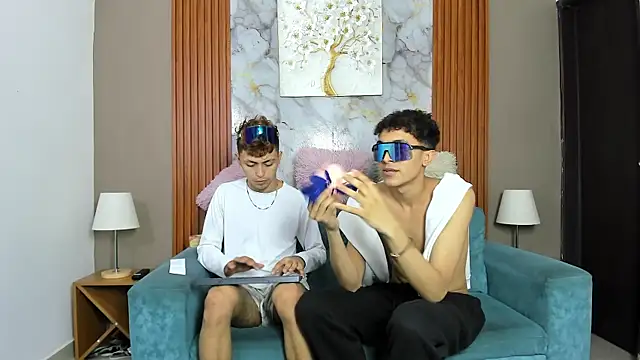 AVENGER BOYS2026 online show from April 26, 1:52 pm