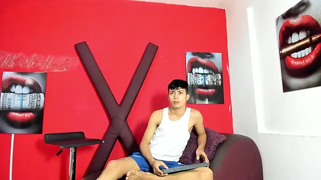 AVENGER BOYS2026 online show from May 16, 7:24 pm