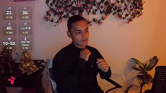 studentdeivy  online show from April 1, 11:34 pm