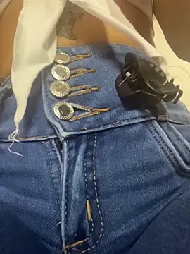 Michelle ec online show from April 7, 7:37 pm