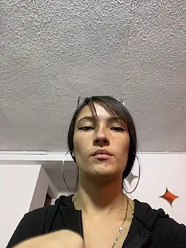 Michelle ec online show from May 11, 4:04 pm