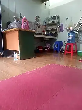 Tulip Giang online show from January 7, 2:05 am