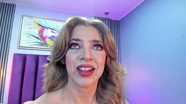 Thecrazyadams  online show from April 9, 11:55 pm