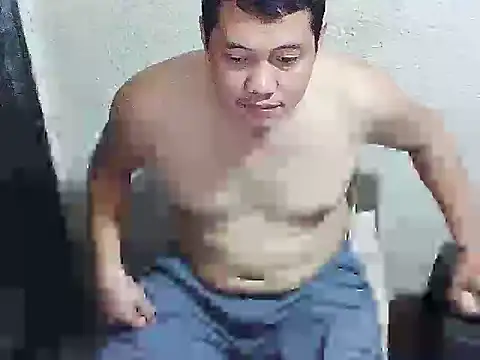 UrAsianGuy90 online show from March 23, 4:56 am