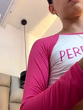 Iamcami  online show from February 27, 7:24 pm