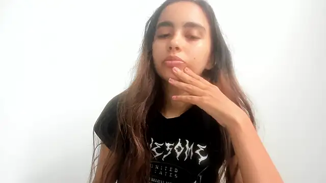 Snapshot of Sarah_sumemers chatting on February 25, 8:08 pm Sarah sumemers online show from February 25, 8:08 pm