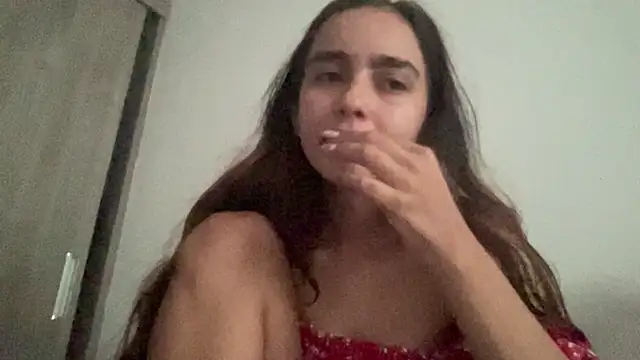 Snapshot of Sarah_sumemers chatting on April 28, 9:41 pm Sarah sumemers online show from April 28, 9:41 pm
