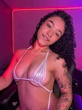 crystal dlun online show from January 12, 4:36 pm