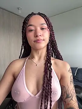 crystal dlun online show from February 23, 3:23 pm