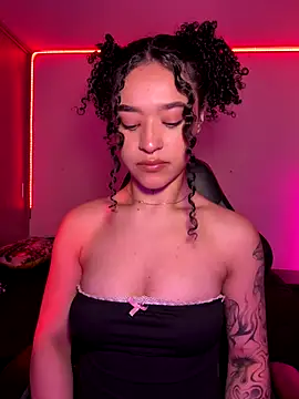 crystal dlun online show from January 8, 3:51 pm