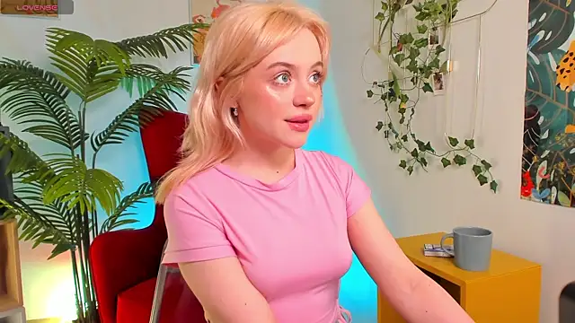 SilentObsession online show from January 10, 3:07 pm