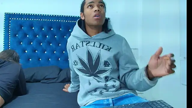 Cristal and luke online show from February 7, 3:47 am