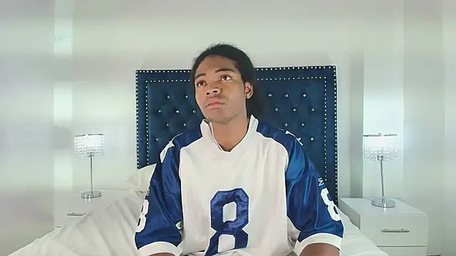 Cristal and luke online show from January 9, 3:35 am