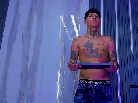 Sam 33 sexy 27 online show from January 11, 9:22 pm