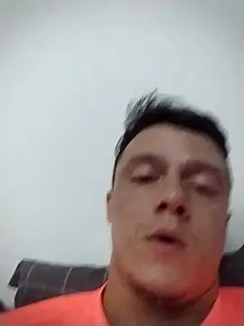 RAFAELQUINTEROSCAVALHEI online show from January 6, 8:51 am