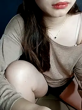 ChanChanLy online show from February 24, 2:01 am