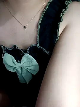 ChanChanLy online show from February 28, 3:22 pm