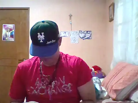 Snapshot of soyrodryp chatting on June 24, 8:35 am soyrodryp online show from June 24, 8:35 am