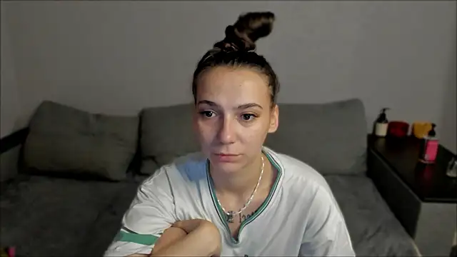 AnnaMized online show from February 26, 1:38 am