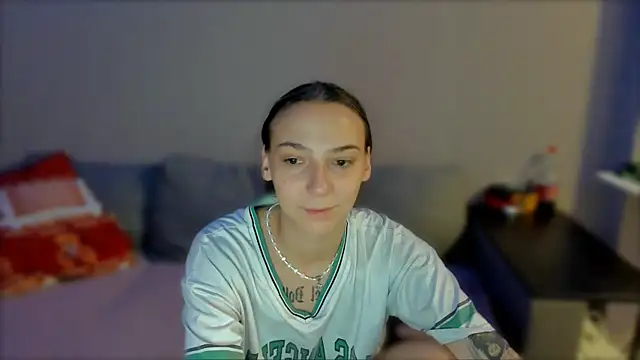 AnnaMized online show from January 10, 4:52 am