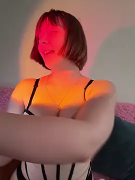 xCandyDollx online show from March 22, 6:37 am