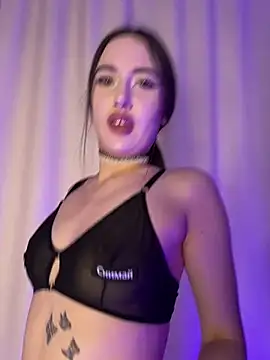 DriveThruDolls online show from March 20, 11:22 am