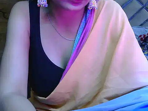 sweet riyaaa online show from May 5, 4:26 am